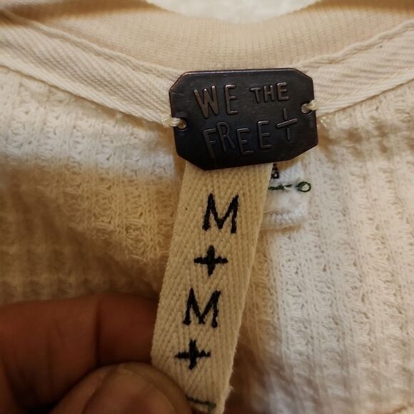 - Free people, cream and tan color block waffle knit, formal sweatshirt me… - Picture 3 of 8